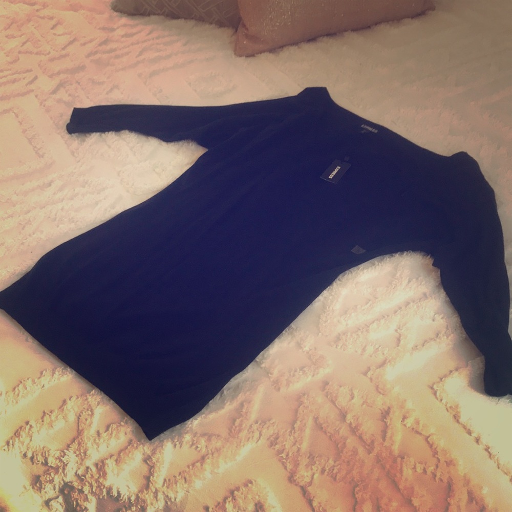 Black express sweater.